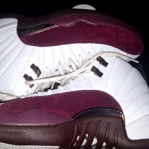 Air Jordan 12 retro Jumpman suede sneakers
